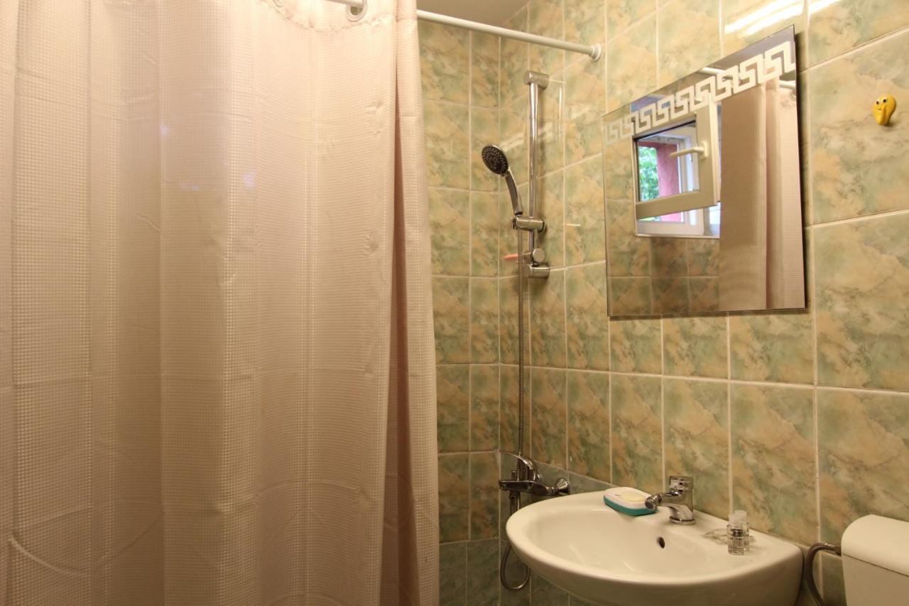 Piata Resita Host Appartement Boekarest Buitenkant foto